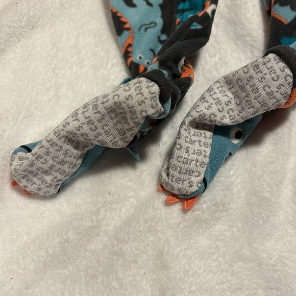 12 months warm footie pajamas carters with dinosaurs! Very warm and cozy - Picture 2 of 4
